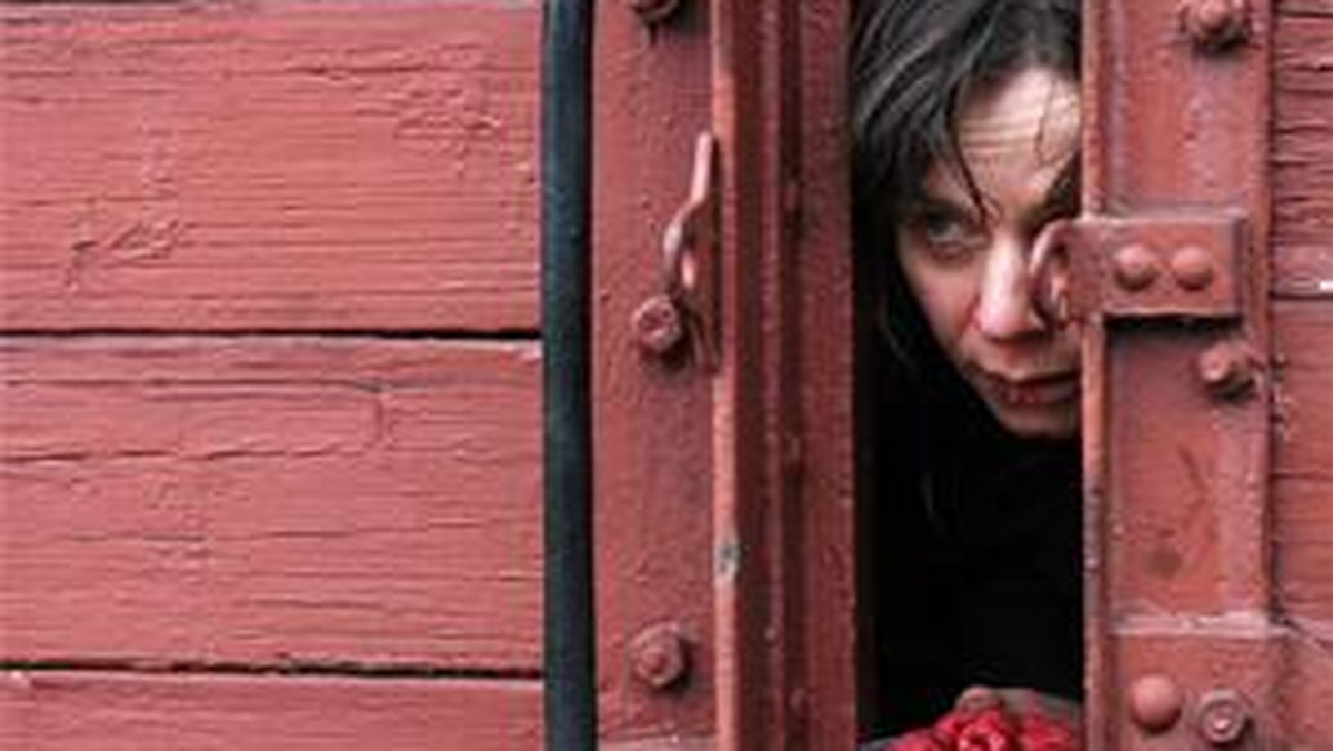 "Wichry Kołymy" Marleen Gorris to europejska koprodukcja, w której stworzeniu duży udział mieli polscy artyści. Pomimo problemów z nadaniem całości jednolitego emocjonalnego zabarwienia, jest to film ważny.