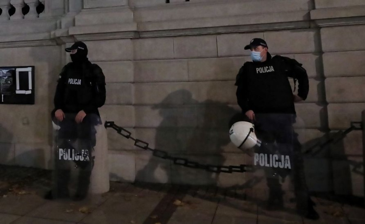 Lewica chce zmian w ustawie o policji, które ułatwiłyby identyfikację funkcjonariuszy