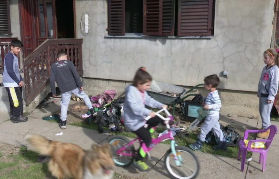 Bijeljina, porodici u požaru izgorela kuća