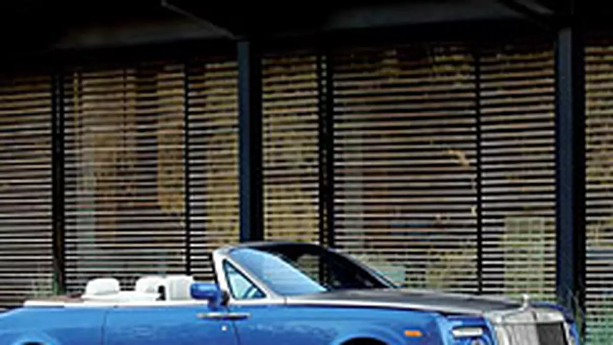 Pierwsze egzemplarze Rolls-Royce Phantom Drophead Coupe w drodze do swoich właścicieli