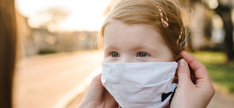 Wirusolog ostrzega: Na przełomie roku czeka nas tripledemic, potrójna epidemia
