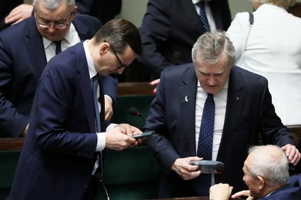 Oto 10 nieoczywistych rzeczy, które znaleźliśmy w oświadczeniach majątkowych polityków. U premiera również