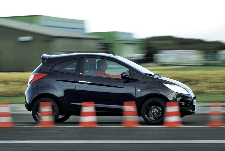 Volkswagen UP! kontra Peugeot 107 i Ford KA: mały Volkswagen w natarciu