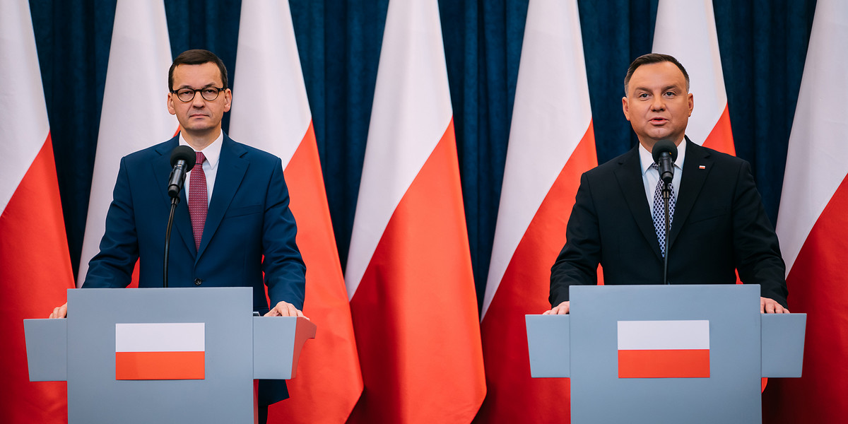 Polski Ład to flagowa reforma premiera Mateusza Morawiekiego. Jej wdrożeniu towarzyszy chaos, teraz prezydent chce zgłaszać do niej zmiany. 