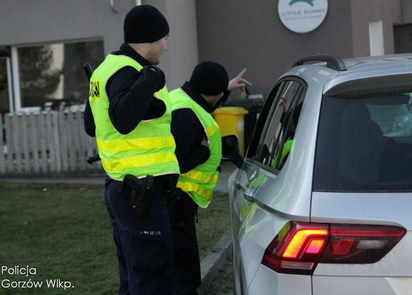 Kontrola drogowa, policja