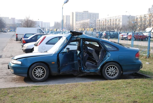 Co zrobić, aby  nie stracić na wraku? Czyli jak dobrze zezłomować auto!