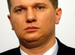 Wipler: Oszczędności jak w bankrutującej firmie