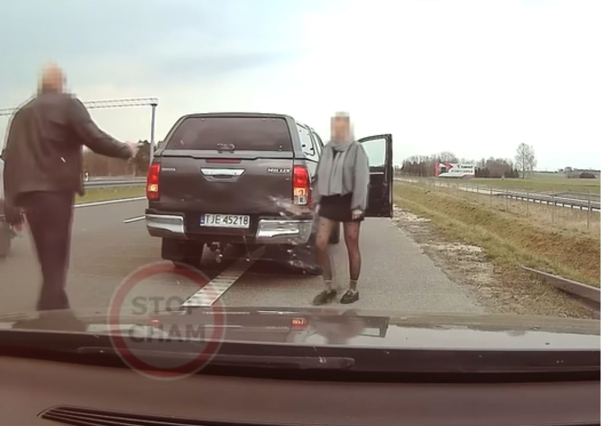 Skandal na S7. Cała Polska widziała, co zrobiła policjantka