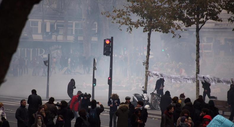 Paris protesters march under huge police presence