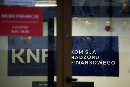 Kontrola w KNF potrwa dwa miesiące. Pod lupą procedury dotyczące m.in. banków L. Czarneckiego