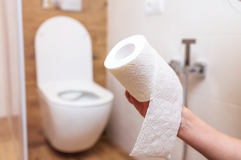 Rolka po papierze toaletowym może mieć szereg różnych zastosowań