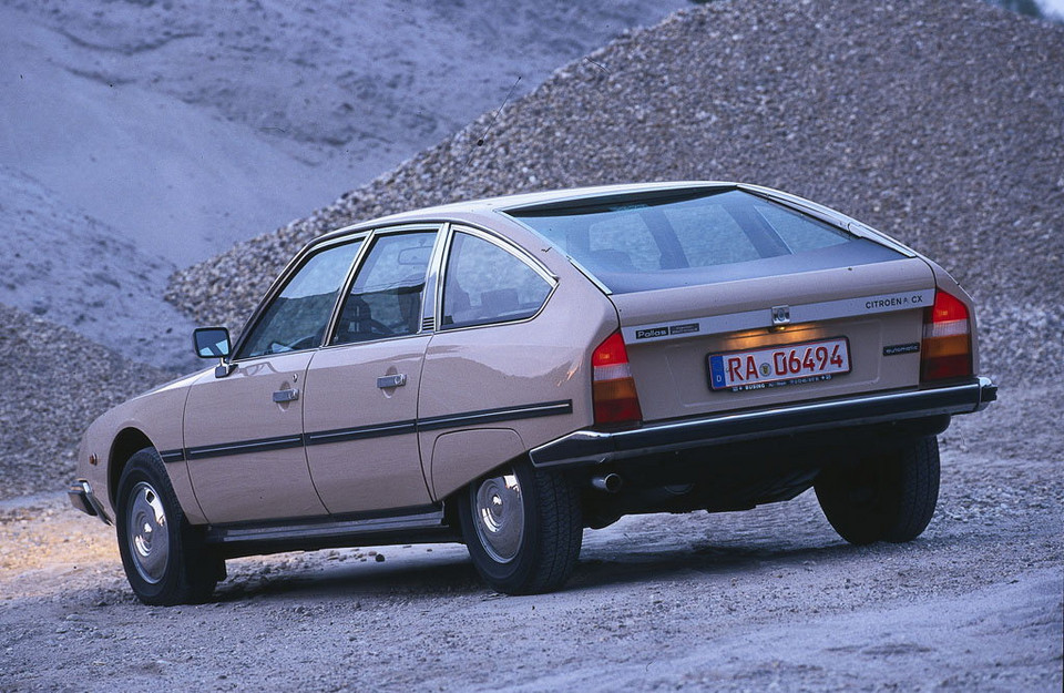 Citroen CX youngtimer dla tych, którzy nie lubią nudnych aut