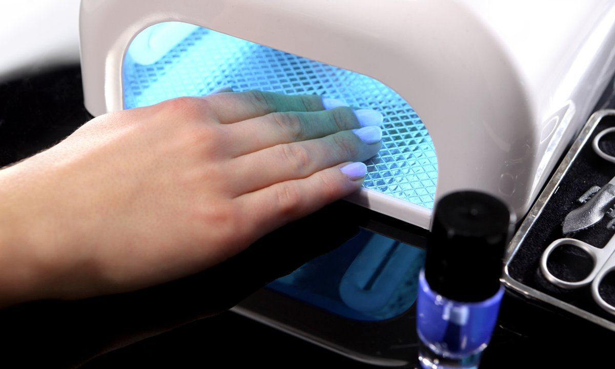 Paznokcie żelowe i hybrydowe zakazane. Wiadomo, od kiedy ich nie zrobisz