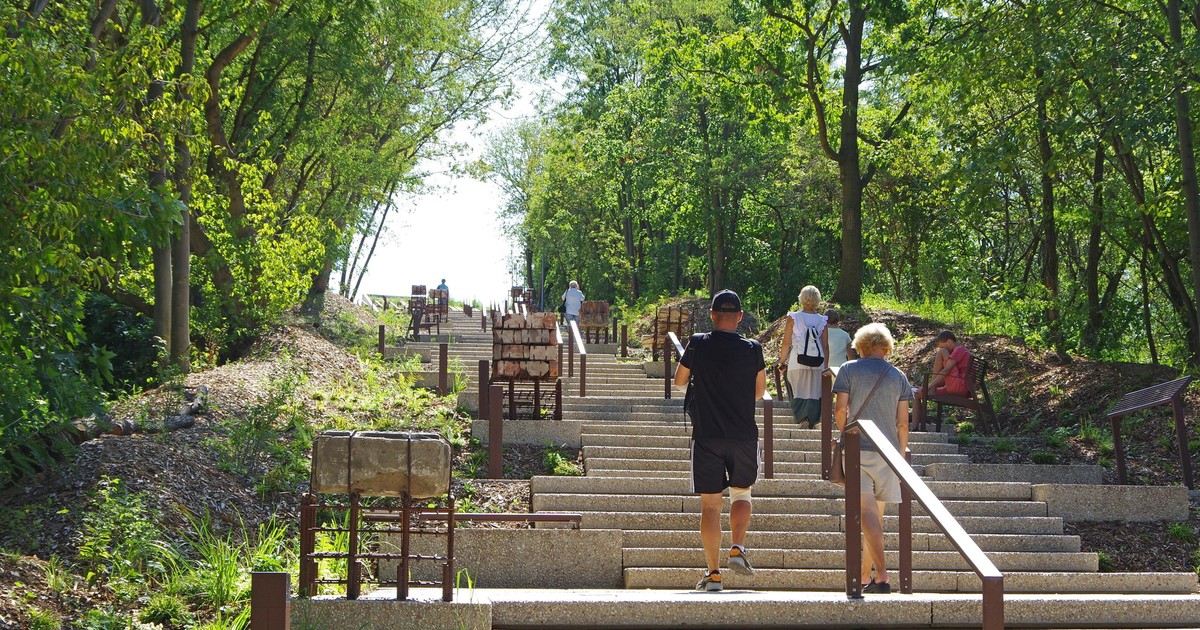 Ten warszawski park to prawdziwa perła. Jest idealny na jesienny spacer! Doceniają go na świecie