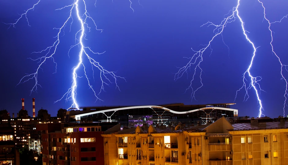 Munja, grom, beograd