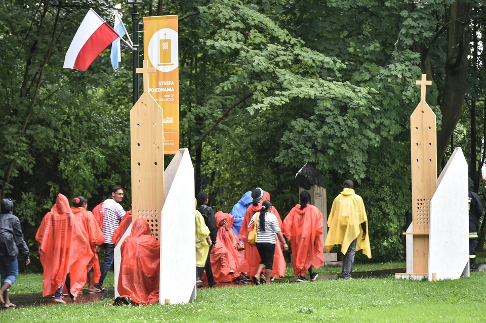 KRAKÓW ŚDM 2016 STREFA POJEDNANIA KONFESJONAŁY (konfesjonały)