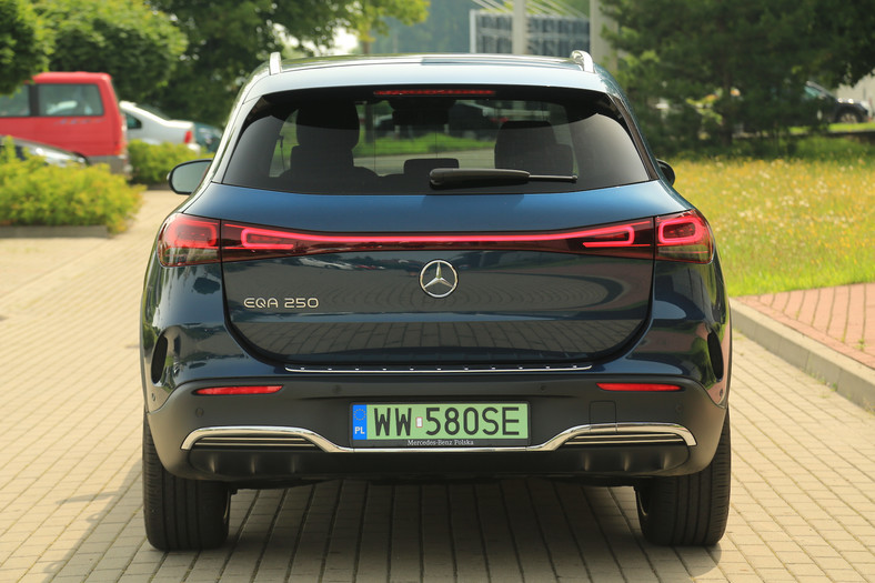 Mercedes EQA 250 (2021)