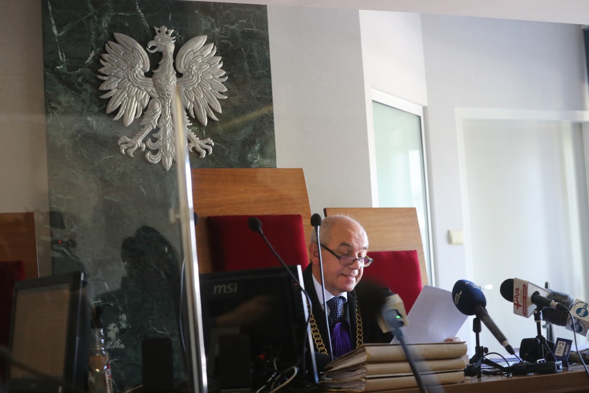 Sędzia Sławomir Biskup na sali Sądu Rejonowego w Nowym Targu