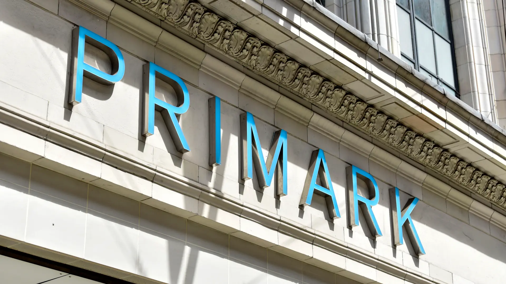 Primark w Polsce otwarty. Ceny wyższe niż w Wielkiej Brytanii i Niemczech