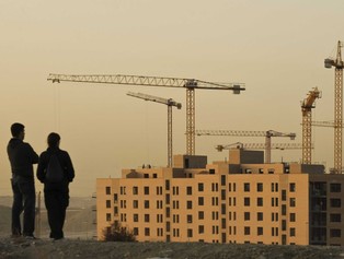 Deweloperzy masowo wykupują ziemię, rynek najmu kwitnie. To był rekordowy rok w nieruchomościach