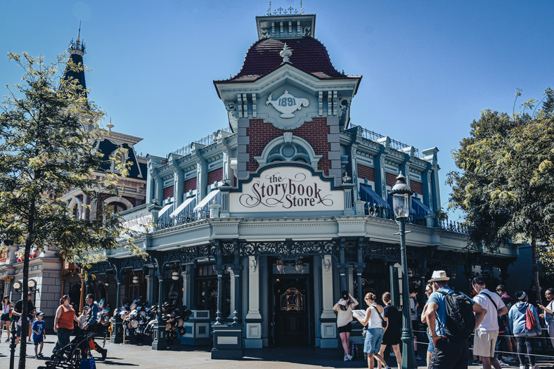 Main Street w Disneylandzie