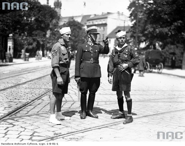 PRZEDWOJENNI POLSCY POLICJANCI