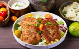 pyszny-obiad-na-piatek-podajemy-przepis-ty-gotujesz-kotlety-rybne-z-suszonymi-pomidorami