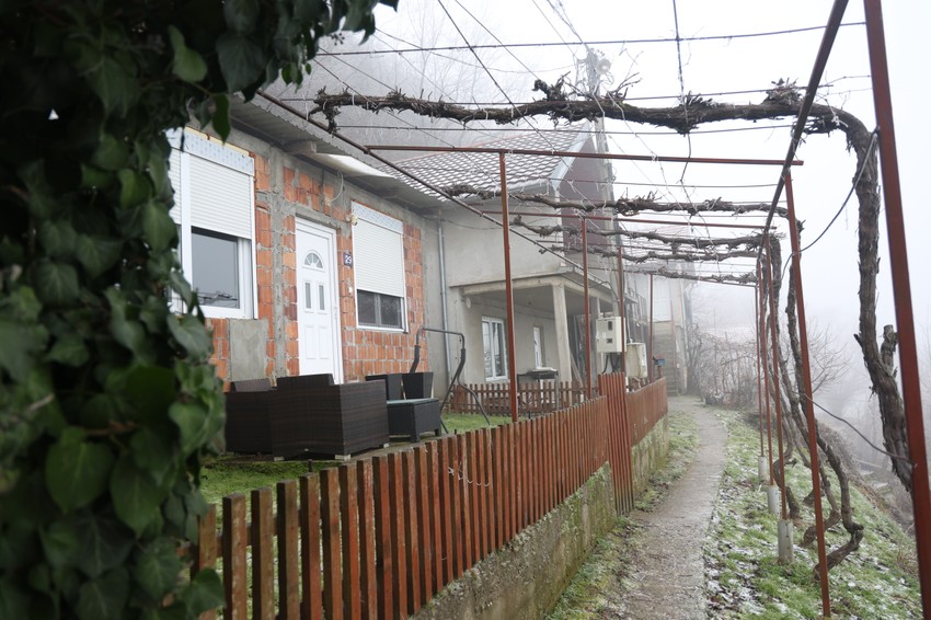 Kuća u kojoj je ubijen Nemanja Žikić u Zemunu