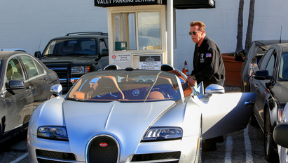 Nocsak: ennyiért adta el Schwarzenegger méregdrága Bugattiját