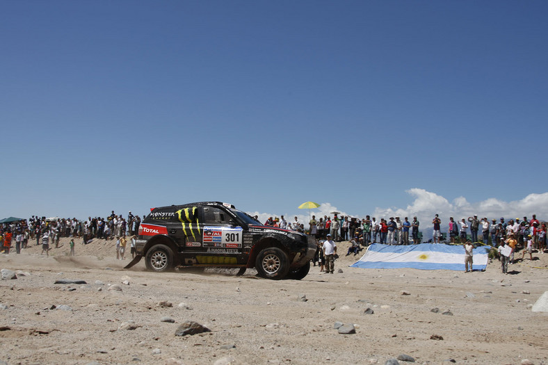 Rajd Dakar 2010: rewelacyjny Hołowczyc, dobra jazda motocyklistów (3.etap, wyniki, fot. Willy Weyens)