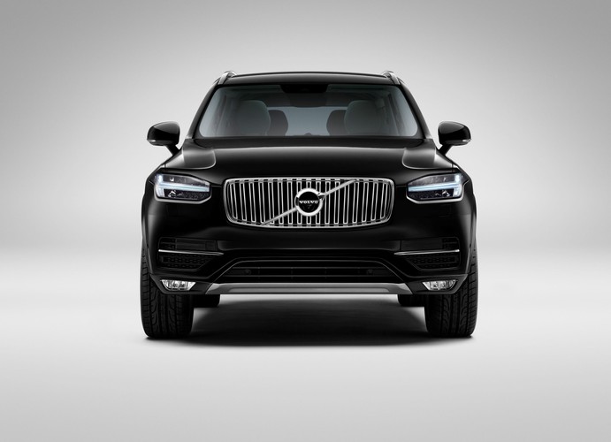 Volvo XC90 First Edition