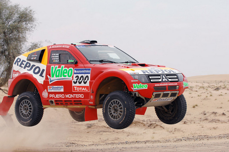 Mitsubishi chce po raz ósmy z rzędu wygrać rajd Dakar