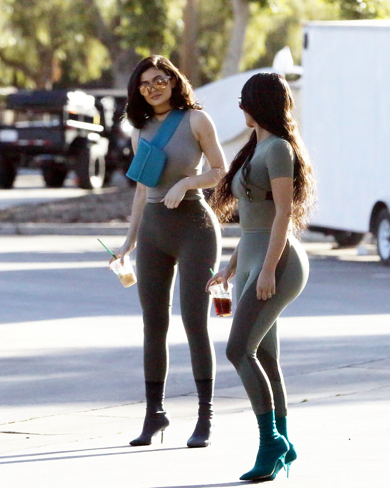 Kim Kardashian i Kylie Jenner