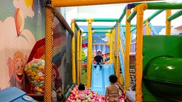 kontrole w salach zabaw w całej polsce. niepokojące, co wykryli inspektorzy