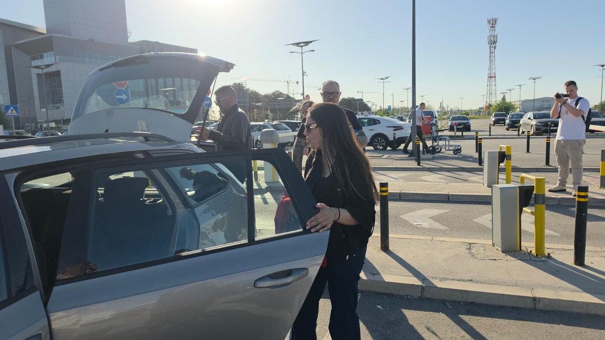 Poznati na aerodromu