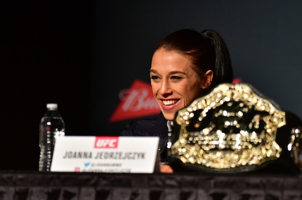 Jędrzejczyk pokonała Kowalkiewicz i zachowała pas mistrzowski UFC