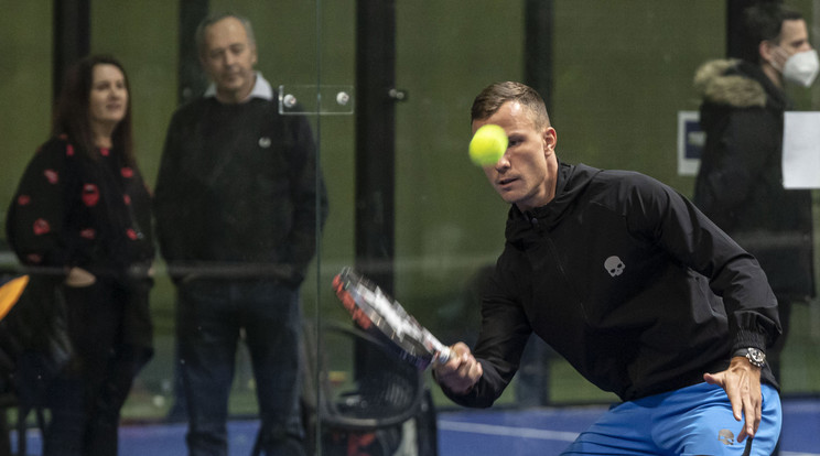 Megnyílt a padel első hazai fedett pályája a Feneketlen-tónál /Fotó: Szigetváry Zsolt