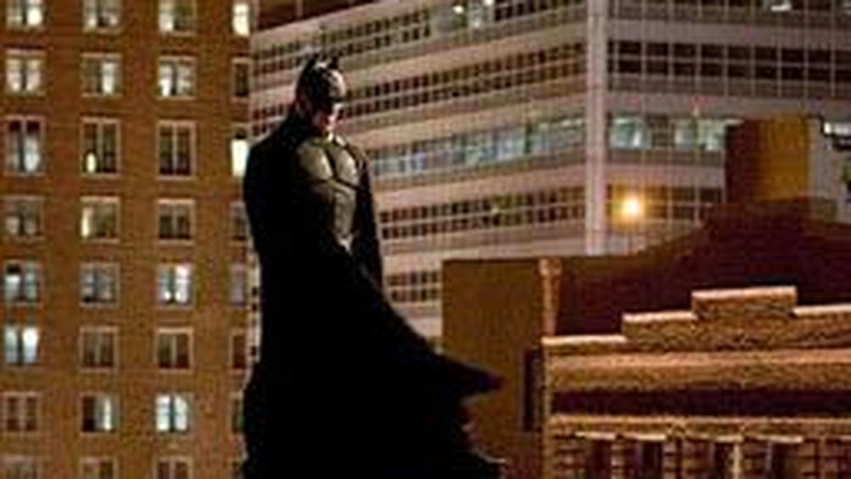 Jak podał serwis Batman-On-Film.com, zdjęcia do dwóch kolejnych filmów o Mrocznym Rycerzu będą kręcone jednocześnie.