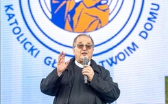 Spowiedź przez internet. Radio Maryja wydało OŚWIADCZENIE