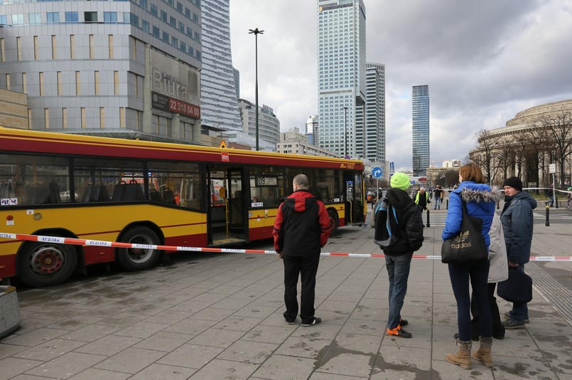 Miejsce wypadku przy Dworcu Centralnym w Warszawie