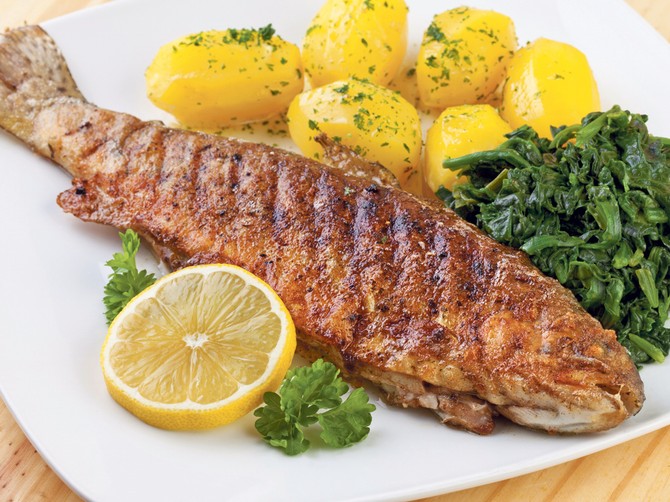 66792_skusasakrompiromiblitvomfotoshutterstock