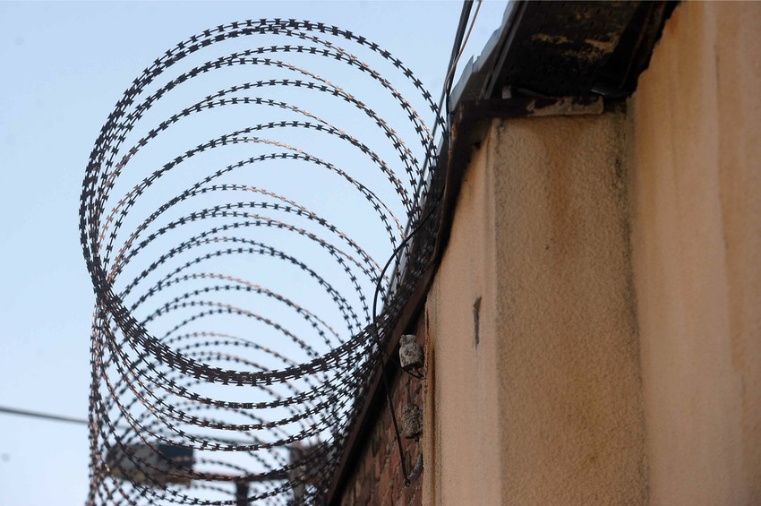 "Zabela" opasana bodljikavom žicom