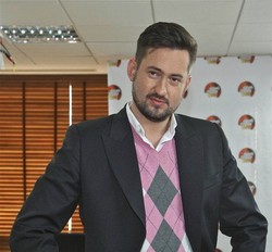 Znany dziennikarz zarabia miesięcznie prawdziwą fortunę!