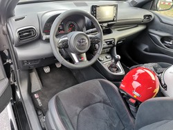 Toyota warta więcej od Mercedesa. Tesla największą sensacją 2021 roku