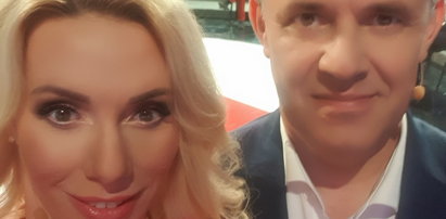 Małgorzata Opczowska i Jacek Łęski wzięli ślub. Dziennikarze TVP pobrali się na plaży w Jastarni 