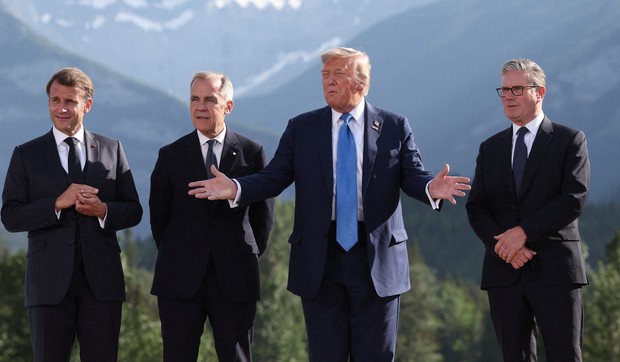 Francuski predsednik Emanuel Makron, kanadski premijer Mark Karni, predsednik SAD Donald Tramp i britanski premijer Kir Starmer na samitu G7 u Kanadi, jun 2025.