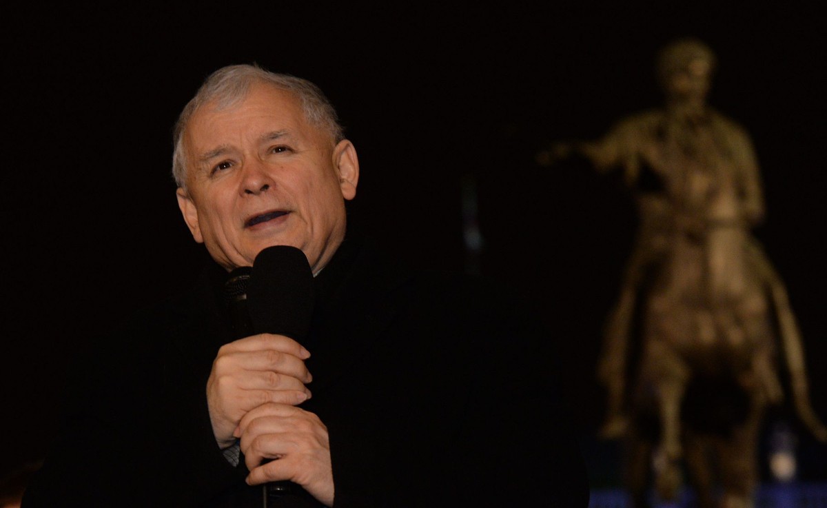 Jarosław Kaczyński podczas miesięcznicy katastrofy smoleńskiej