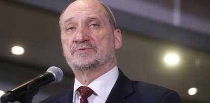 Macierewicz odcina Dudę od wojska? Gen. Polko: to bzdura