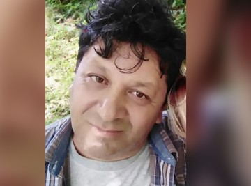 POTRESNA OBJAVA POZNATOG MUZIČARA: Javno moli za pomoć, VREME JE OD KLJUČNE VAŽNOSTI: "Rasejao se svuda po telu, grize kosti" (FOTO)