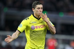 Man Utd daje za Lewandowskiego 15 mln funtów i swojego gwiazdora